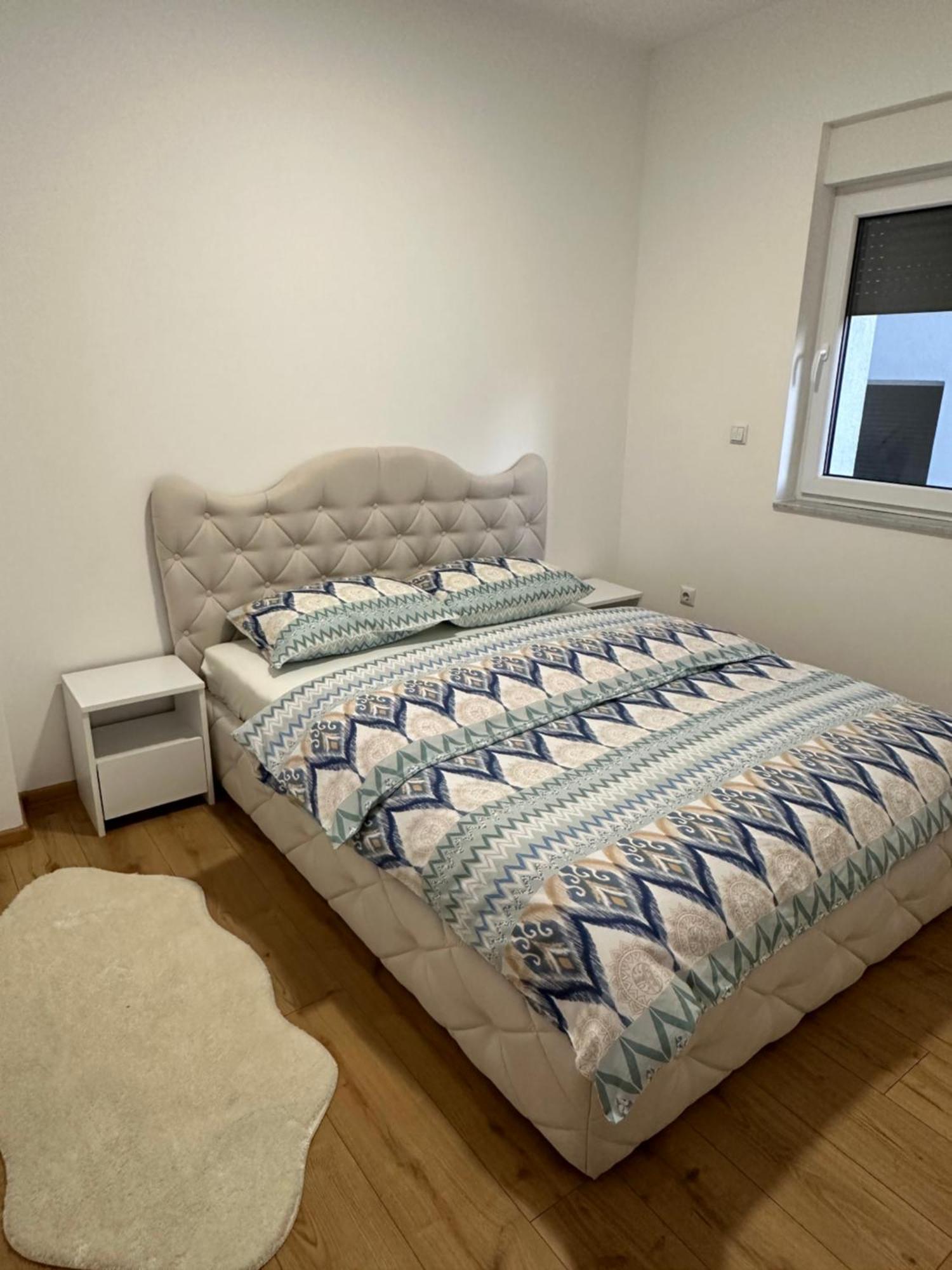 Restoran&Motel And Apartmants Lovacka Prica Tesanj Екстериор снимка