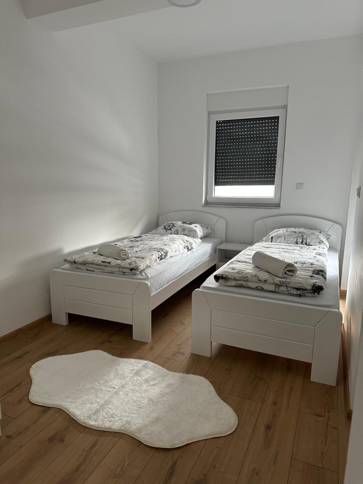 Restoran&Motel And Apartmants Lovacka Prica Tesanj Екстериор снимка
