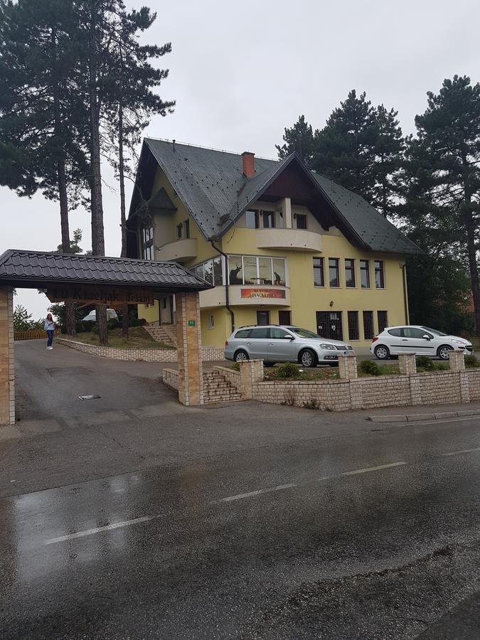 Restoran&Motel And Apartmants Lovacka Prica Tesanj Екстериор снимка