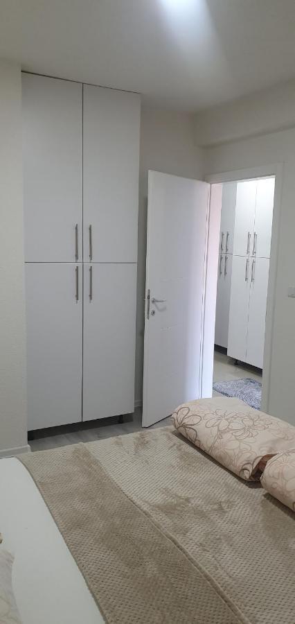 Restoran&Motel And Apartmants Lovacka Prica Tesanj Екстериор снимка
